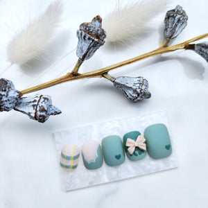 Press-on nails "Seaside Serenity"