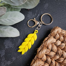 Load image into Gallery viewer, 3d printing &quot;Wheat&quot; flexi keychain