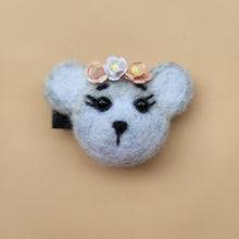 Load image into Gallery viewer, 100% wool Needle felted Mouse Hair clip