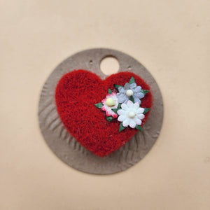 100% wool Needle felted Heart Hair clip/brooch