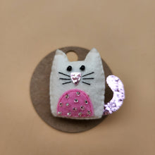 Load image into Gallery viewer, Felted Cat Hair clip/Brooch