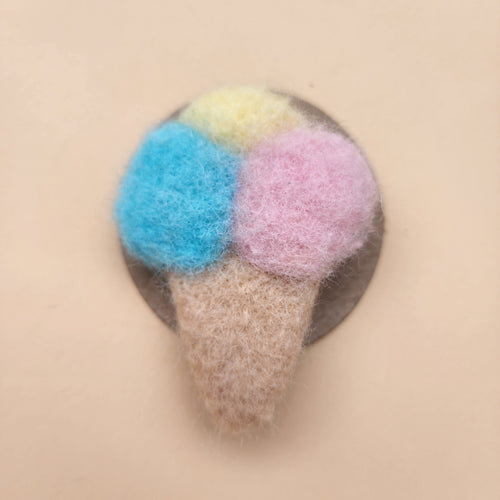 100% wool Needle felted Ice cream Hair clip/brooch